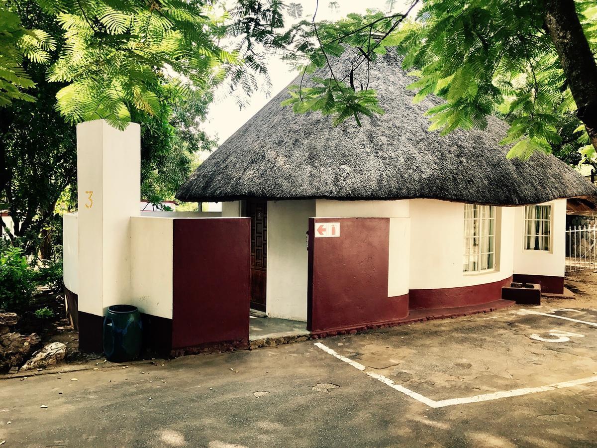 Manoutsa Holiday Resort Hoedspruit Exterior photo